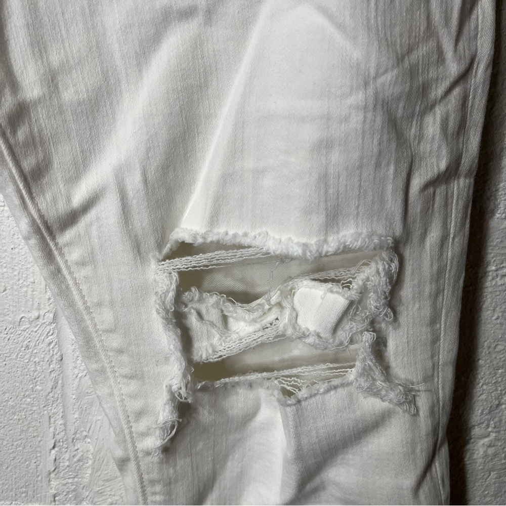Abercrombie Fitch High Rise Super Skinny White Jeans Distressed - Picture 8 of 16